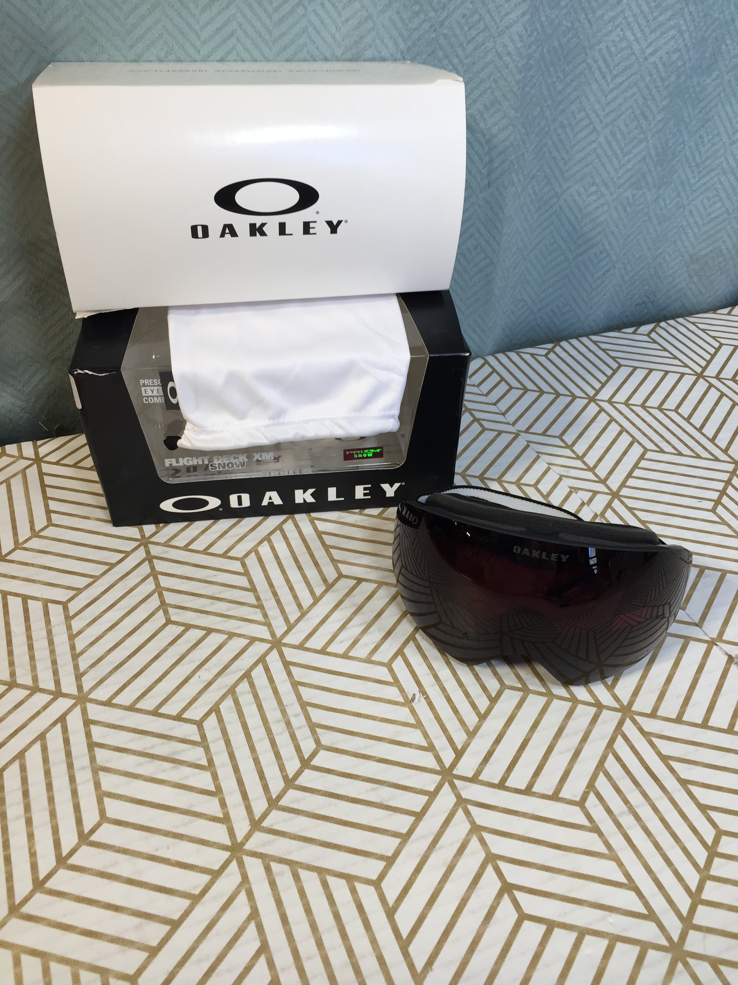 Oakley Flight Deck XM Matte Black Prizm Dark Grey 0OO7064 (7932542845166)